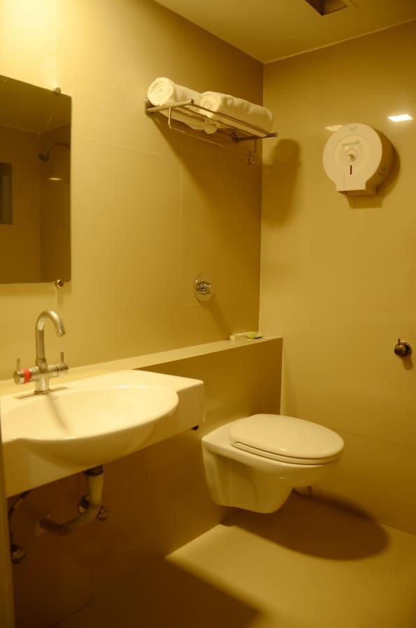 Prithvi Hotels Ahmedabad Exterior photo