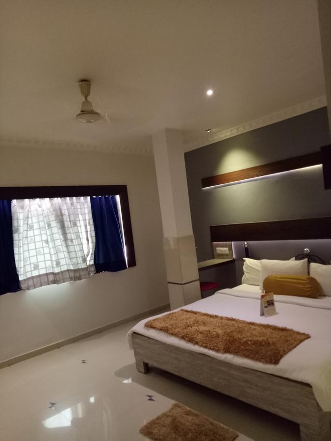 Prithvi Hotels Ahmedabad Exterior photo
